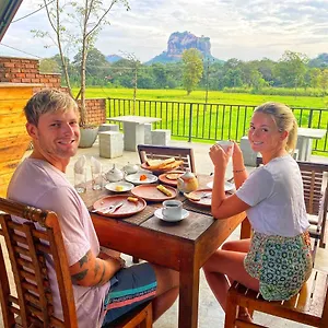 Kashyapa Kingdom View , Sigiriya Sri Lanka