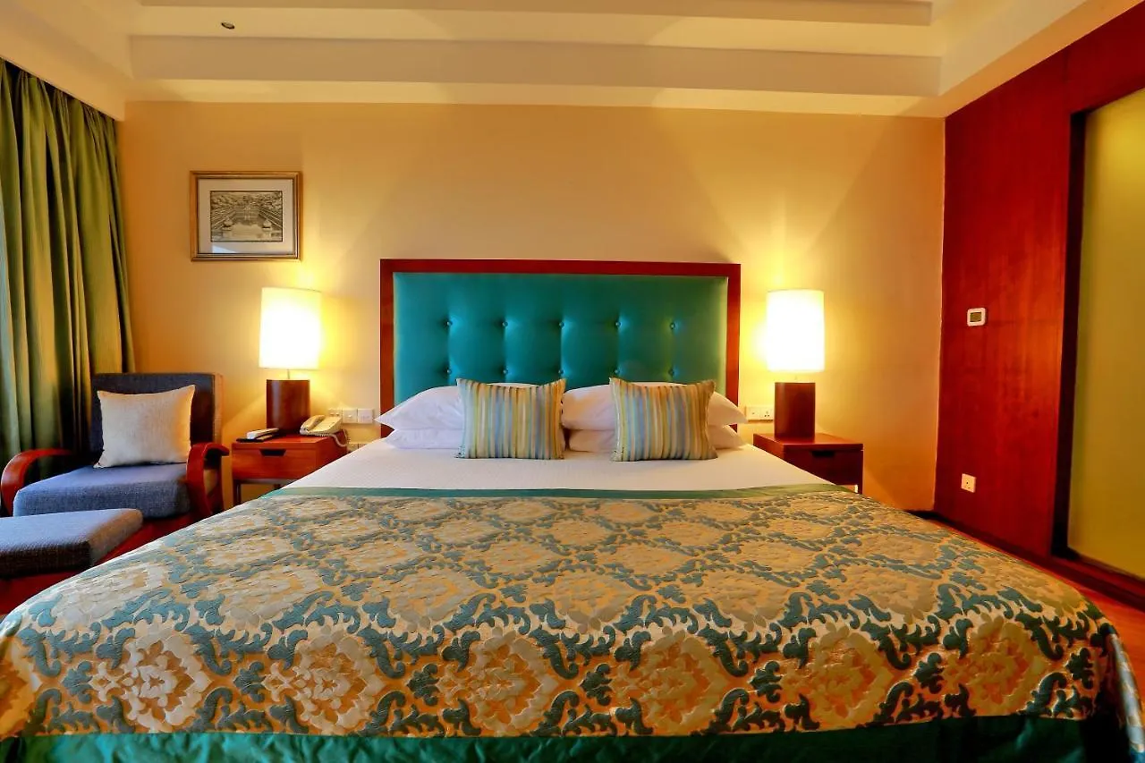 Taj Samudra, Colombo Hotel